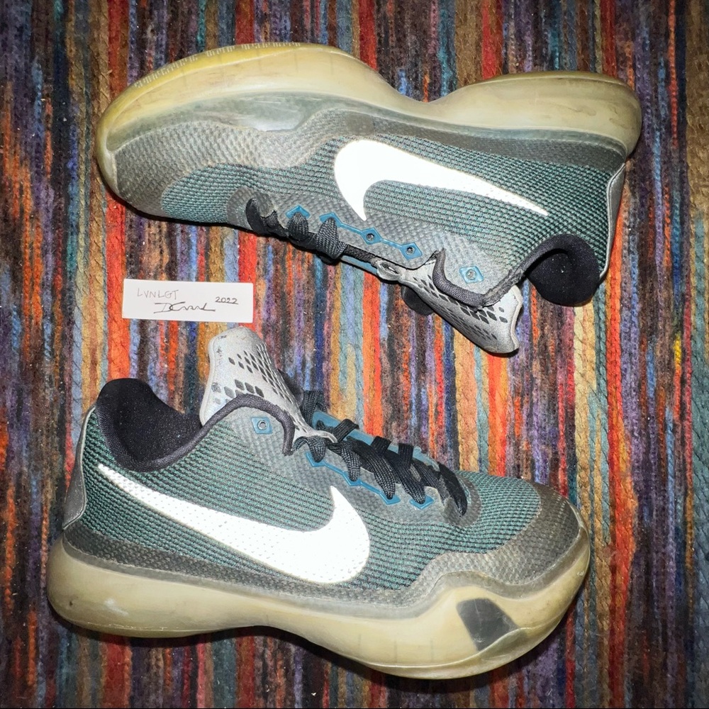 726067-308 Nike Zoom Kobe X 2015 Size 6Y 7.5W